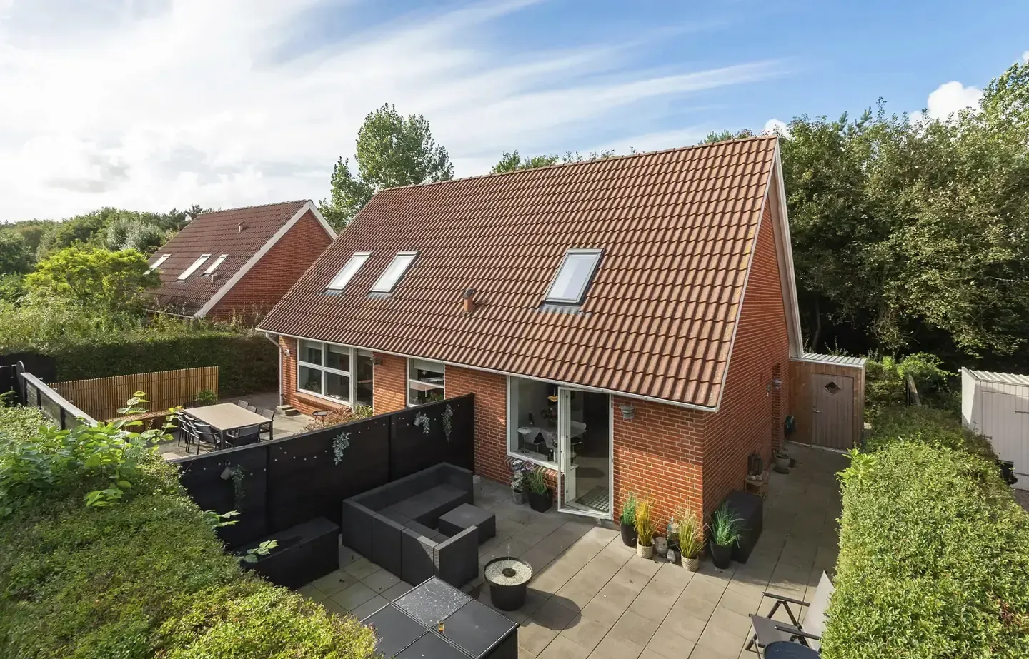 Velkommen til Grønlandsparken 90E – en hyggelig andelsbolig med moderne løsninger og trygge omgivelser