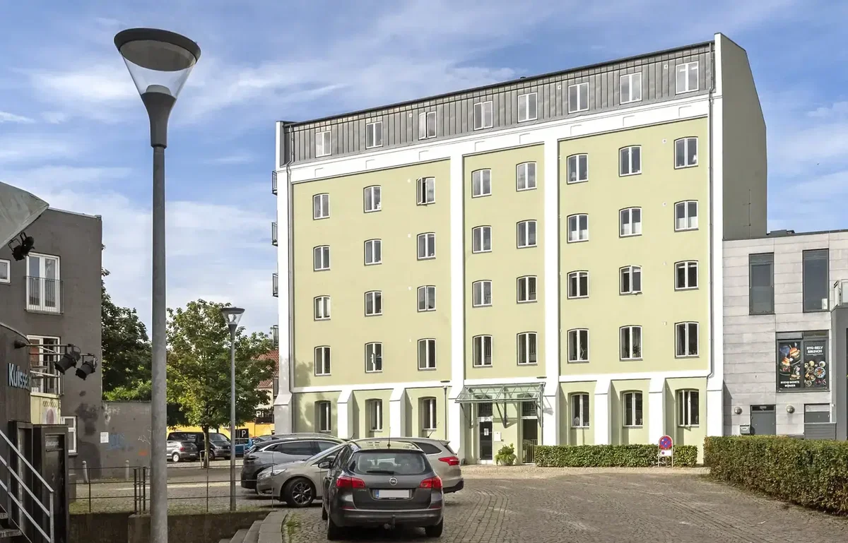 Yderst smagfuld andelsbolig i hjertet af centrum