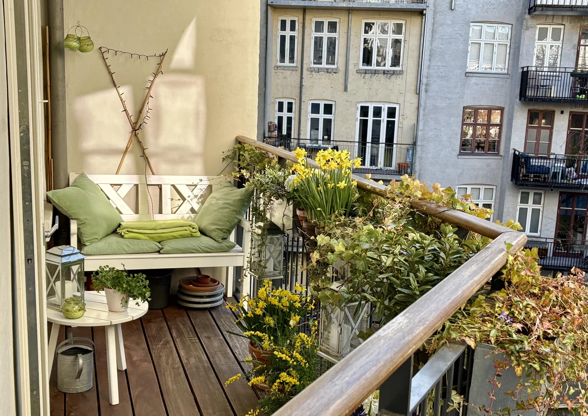 Centrale Vesterbro, 3 værelser med spisekøkken og altan