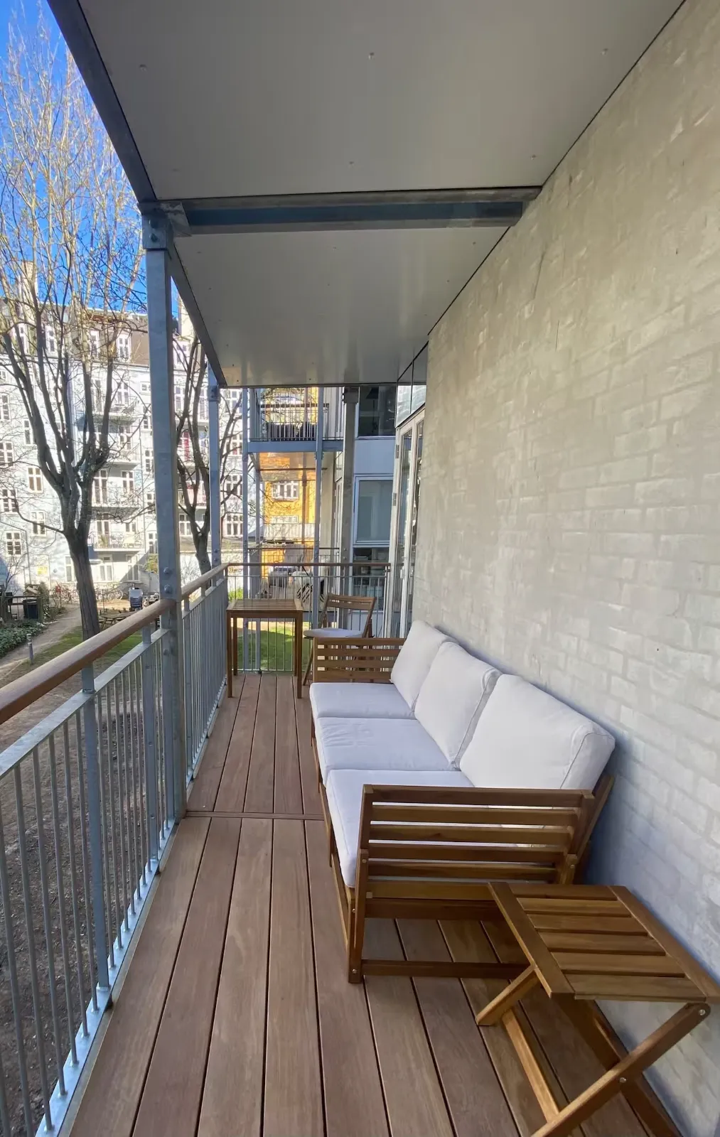 104 m² familievenlig andel på Vesterbro med stor ny altan og grøn gård – søger bytte til Christianshavn eller Indre By