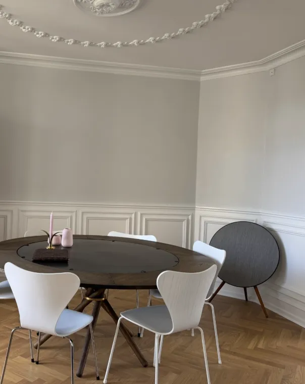 Herskabelig 3v med altan på Frederiksberg byttes til større