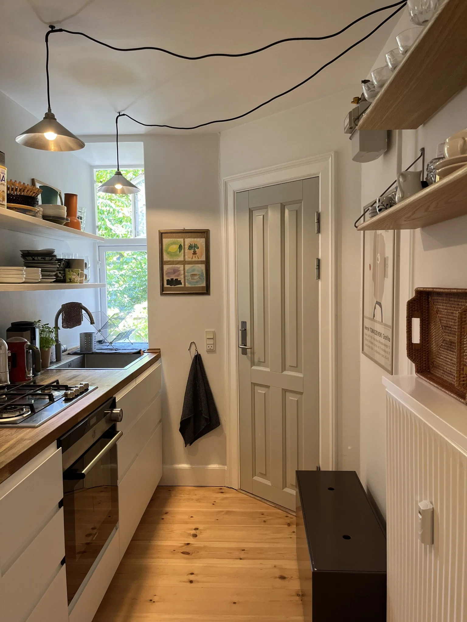 Hyggelig 2 værelses andelslejlighed i hjertet af Vesterbro byttes til større