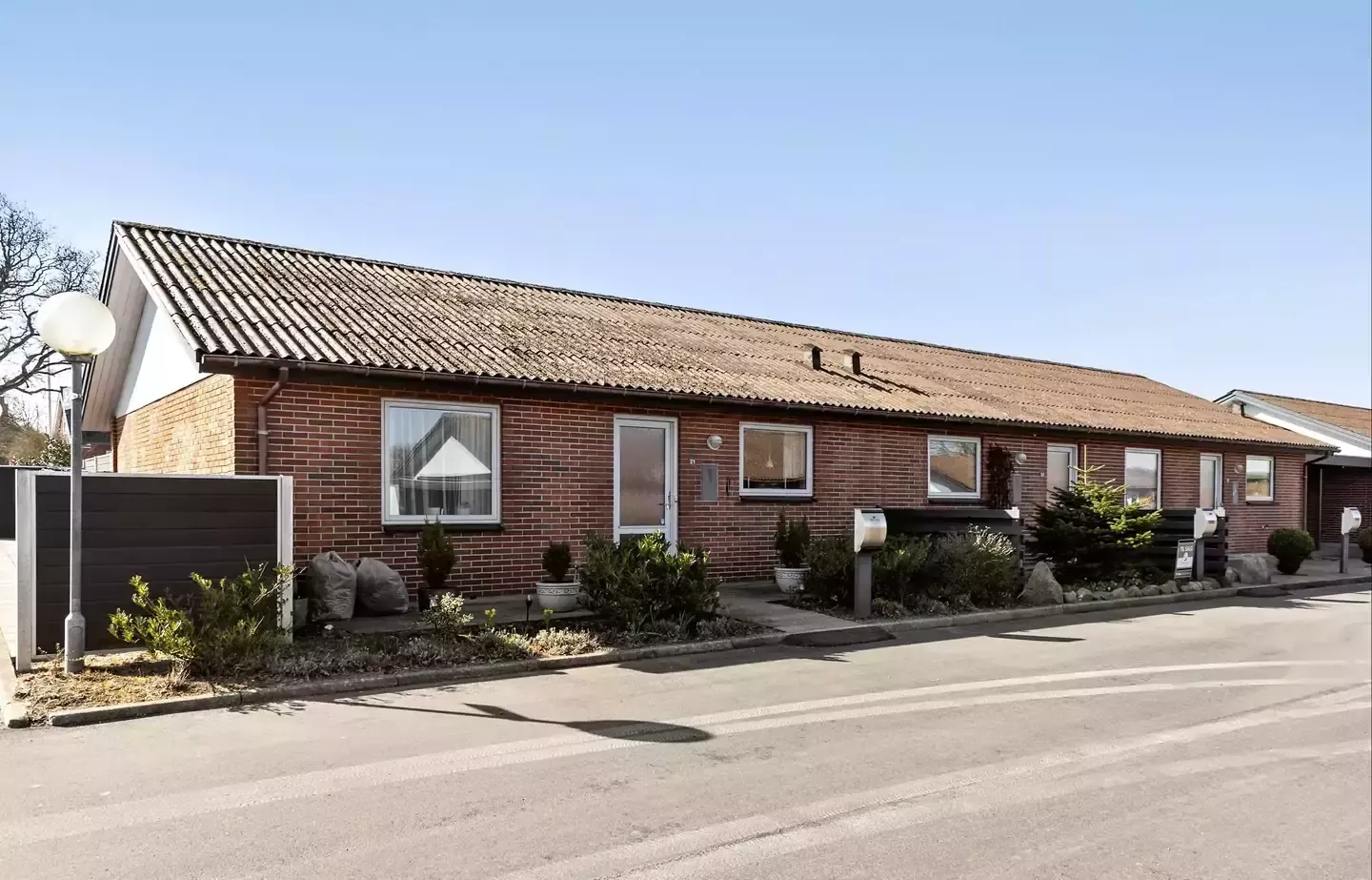 Perfekt bolig for dig, der ønsker det praktisk og bekvemt i et stille og roligt område.