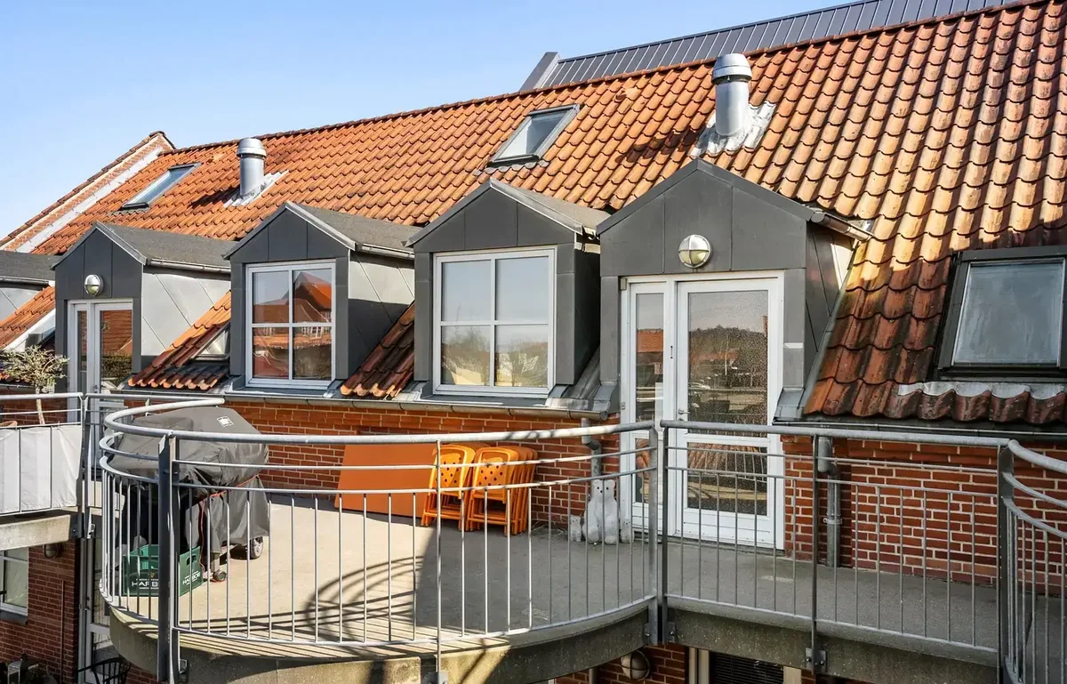 Lys og indbydende andelslejlighed