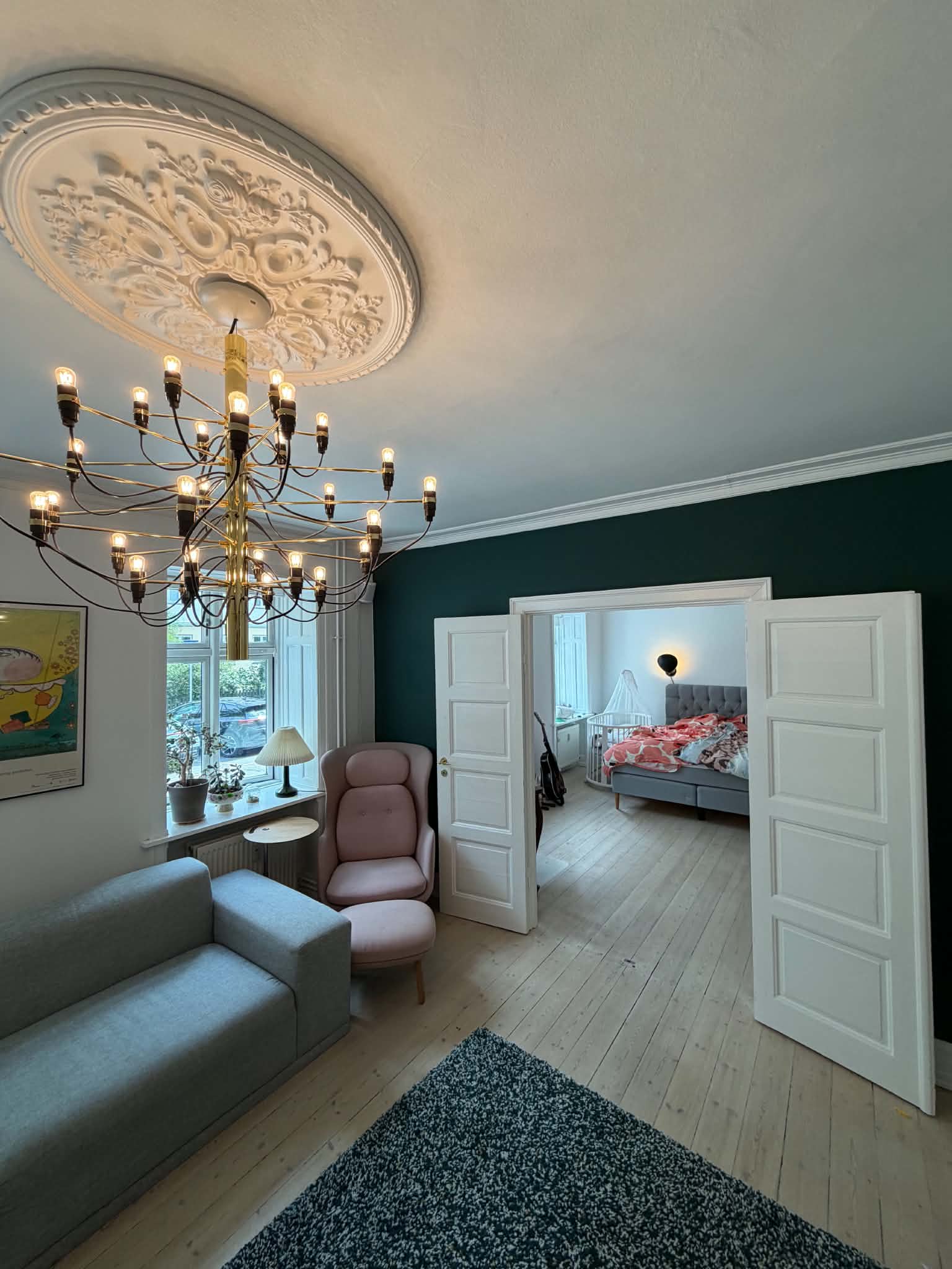 Lys og rummelig 3V på 107 m² i Guldbergsgade