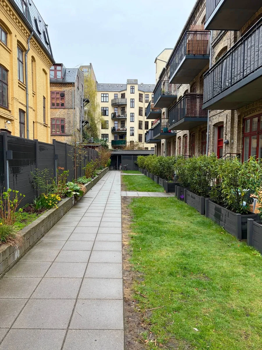 Bytte: 3V andel 67 m² m. altan på 1. sal, Frederiksberg