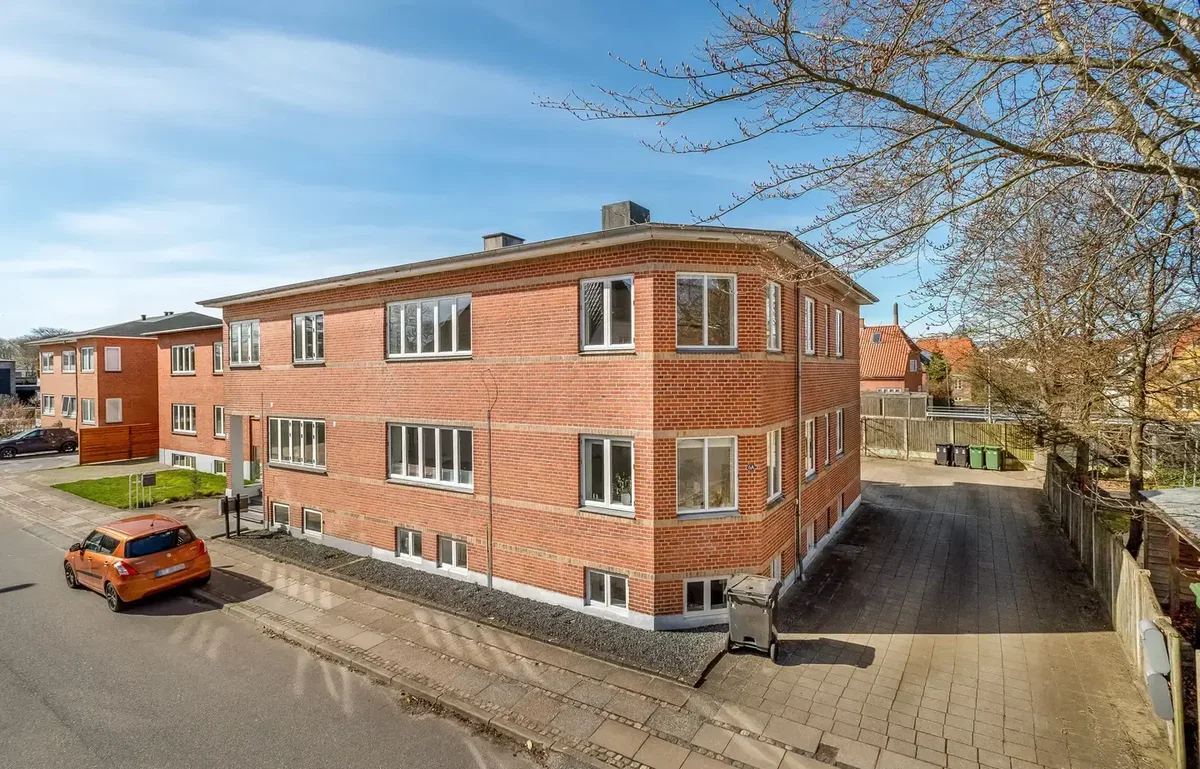 Central og velindrettet lejlighed