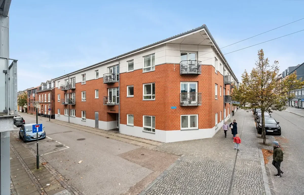 Andelsbolig med 2 værelser og central beliggenhed