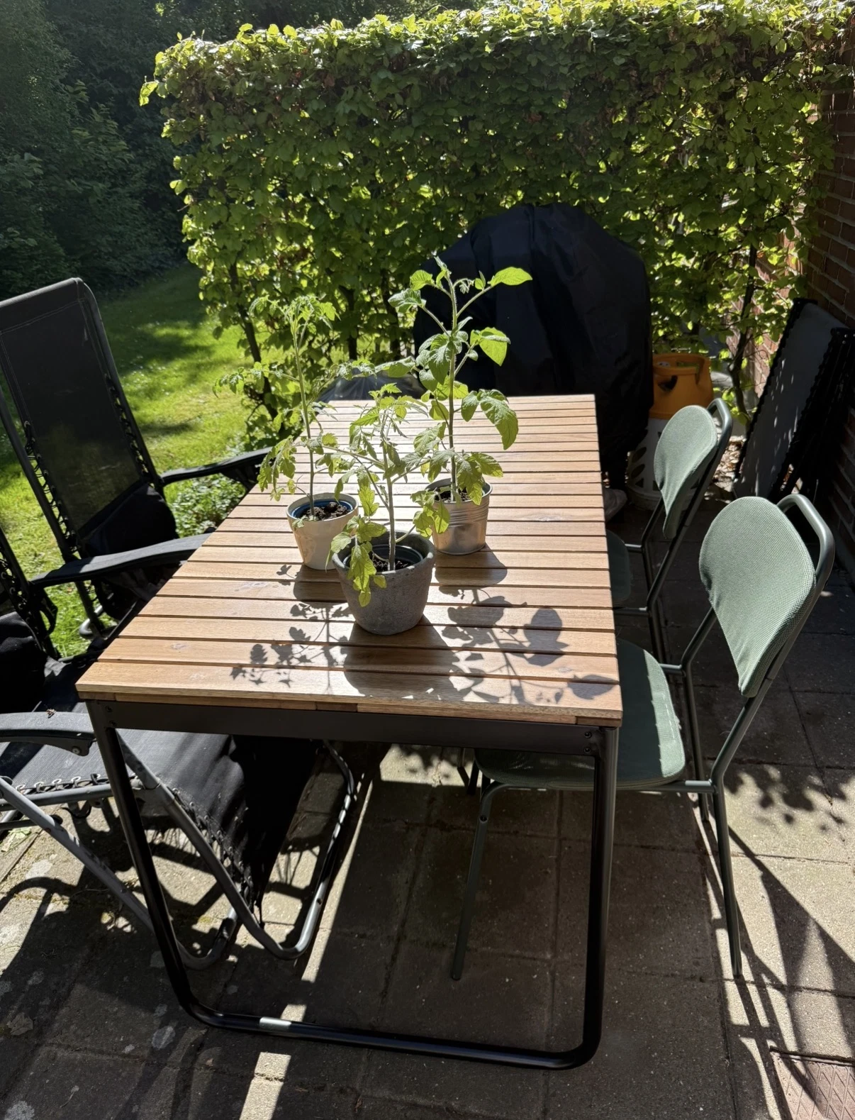 Stort enderækkehus med terrasse både syd og nord