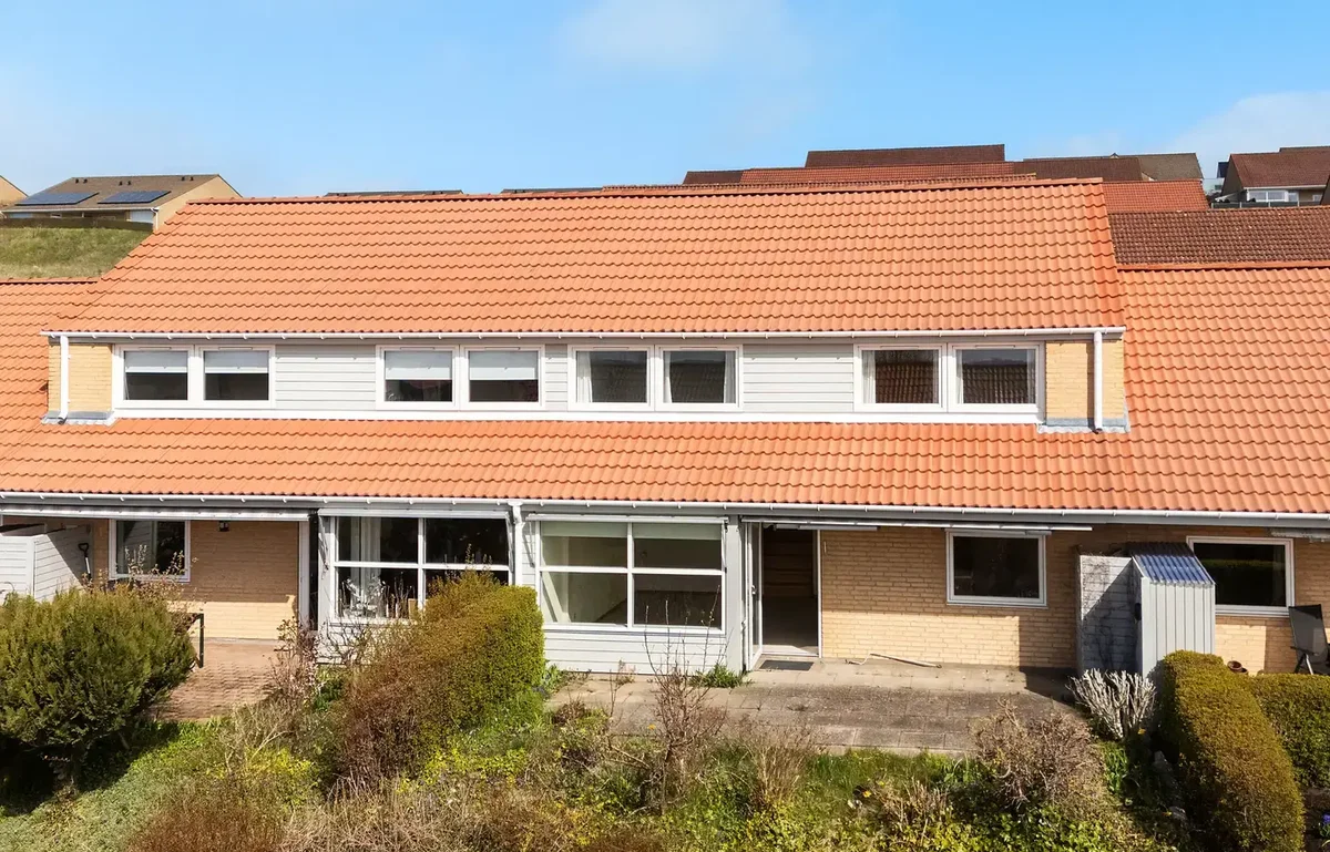 Andelsbolig i naturskønne omgivelser med udsigt og sydvendt terrasse