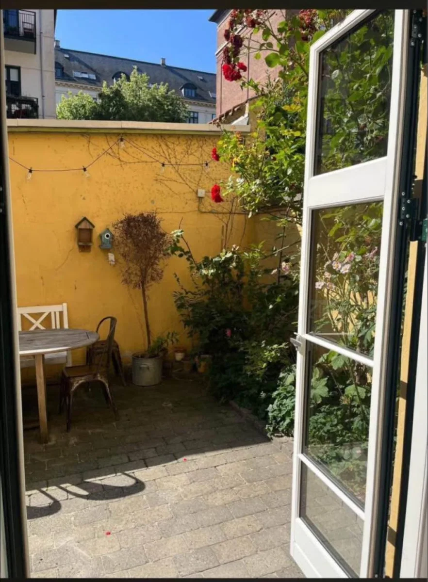 70 m2 ejerlejlighed på Frederiksberg C byttes til andelslejlighed