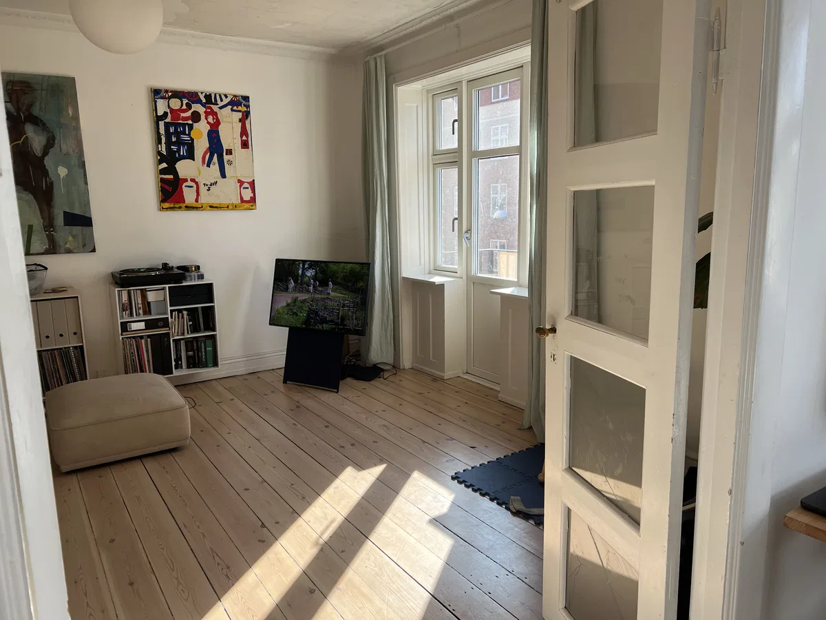 3 værelses med to altaner ved Valby St.