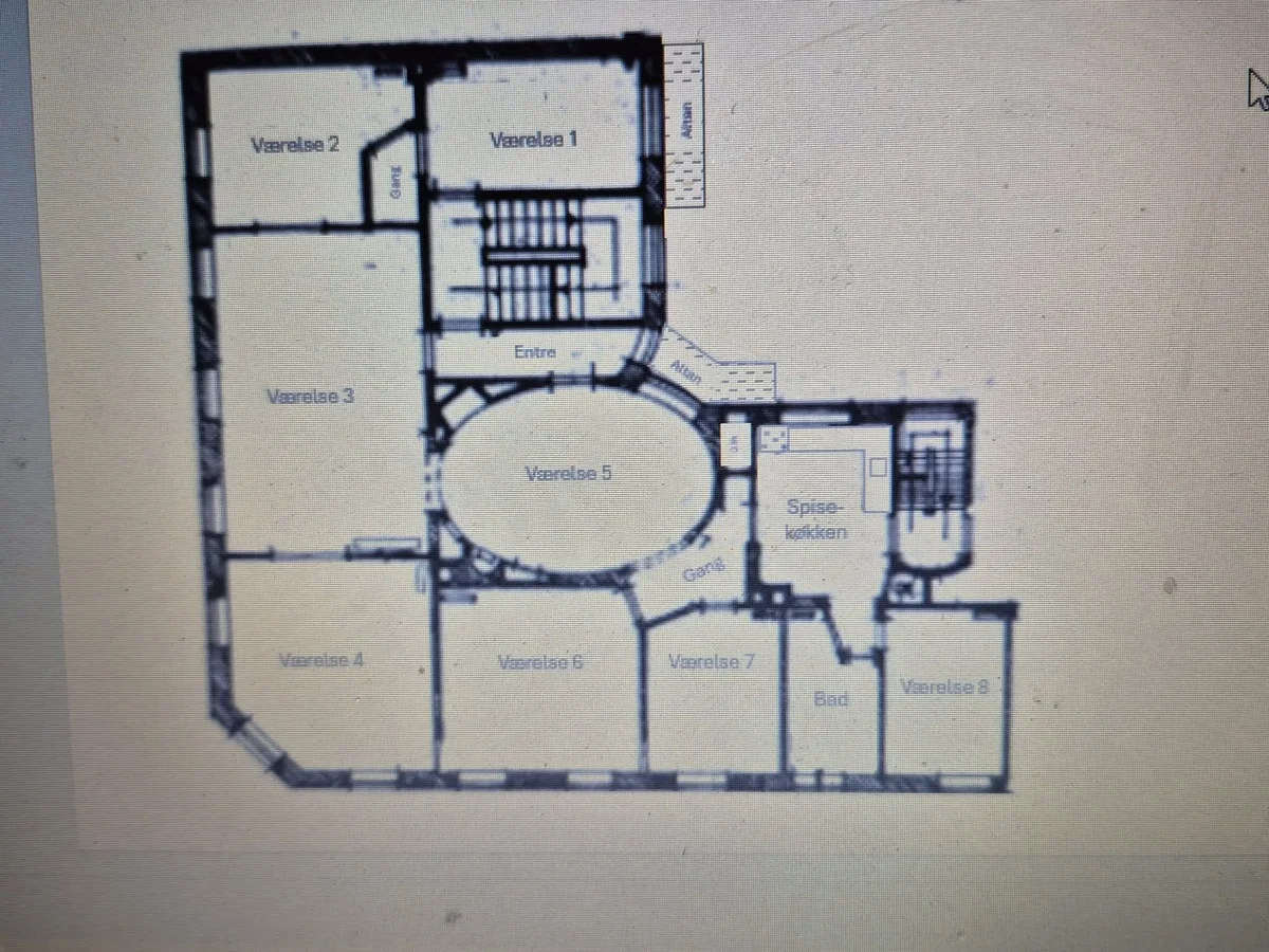 230 m² andelslejlighed med 8 værelser og 2 altaner i Frederiksstaden – bytte