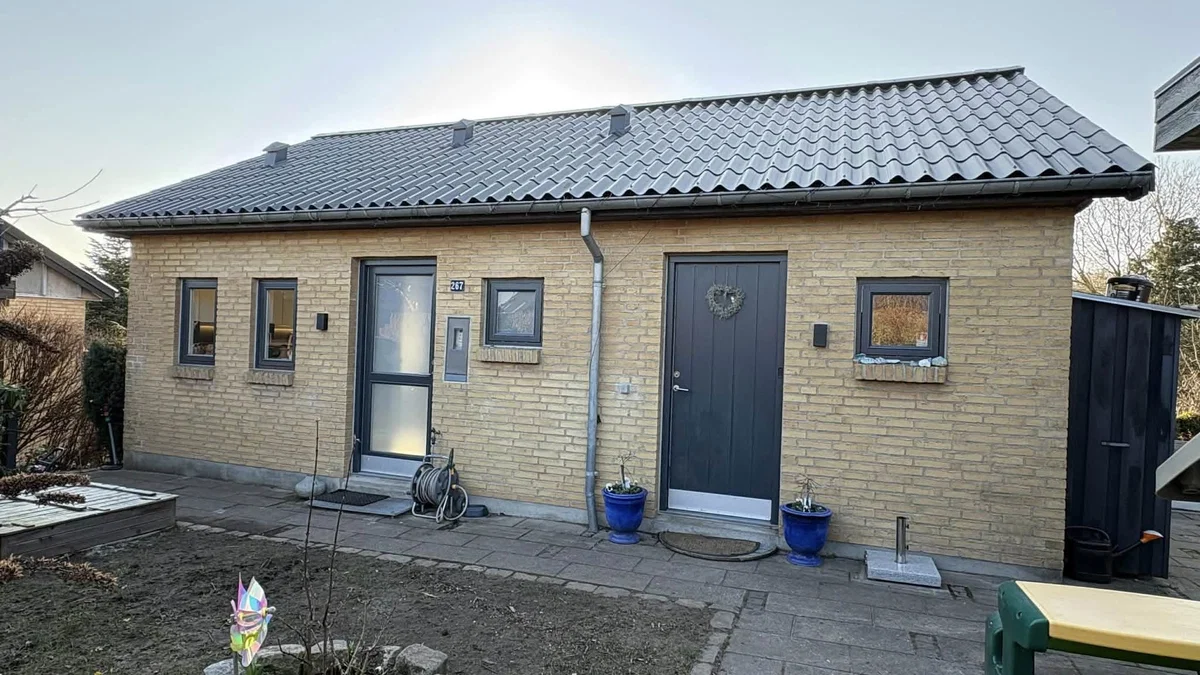 Fritliggende andelsbolig i Lystrup – 99 m2 + 15 m2 anneks