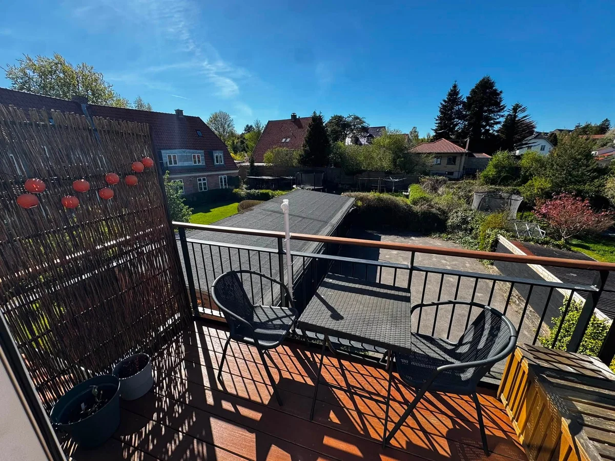 Bytte: 57 m² villalejlighed med altan i Gentofte