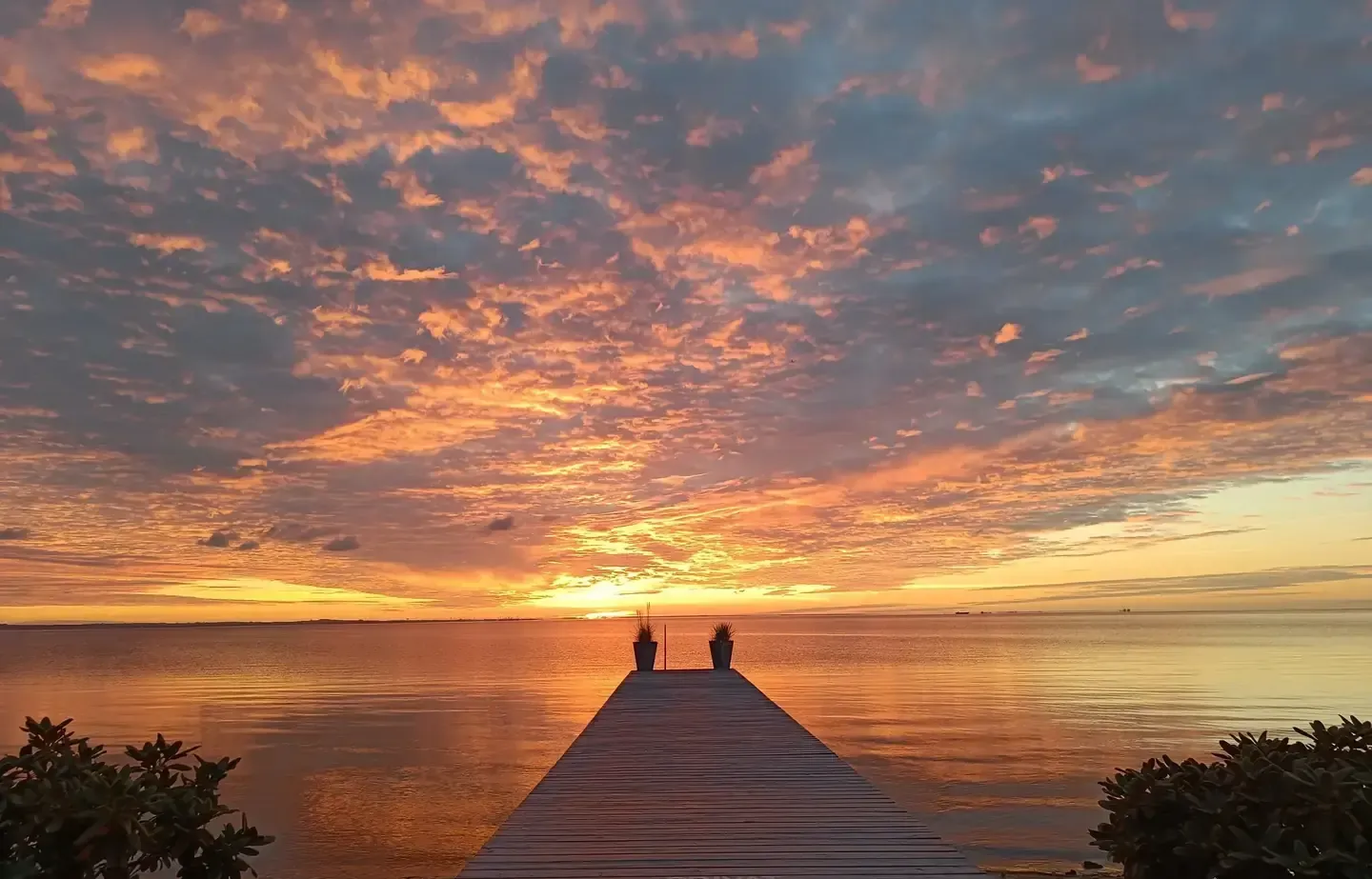 Når hverdagen føles som ferie – med egen badebro og udsigt til horisonten
