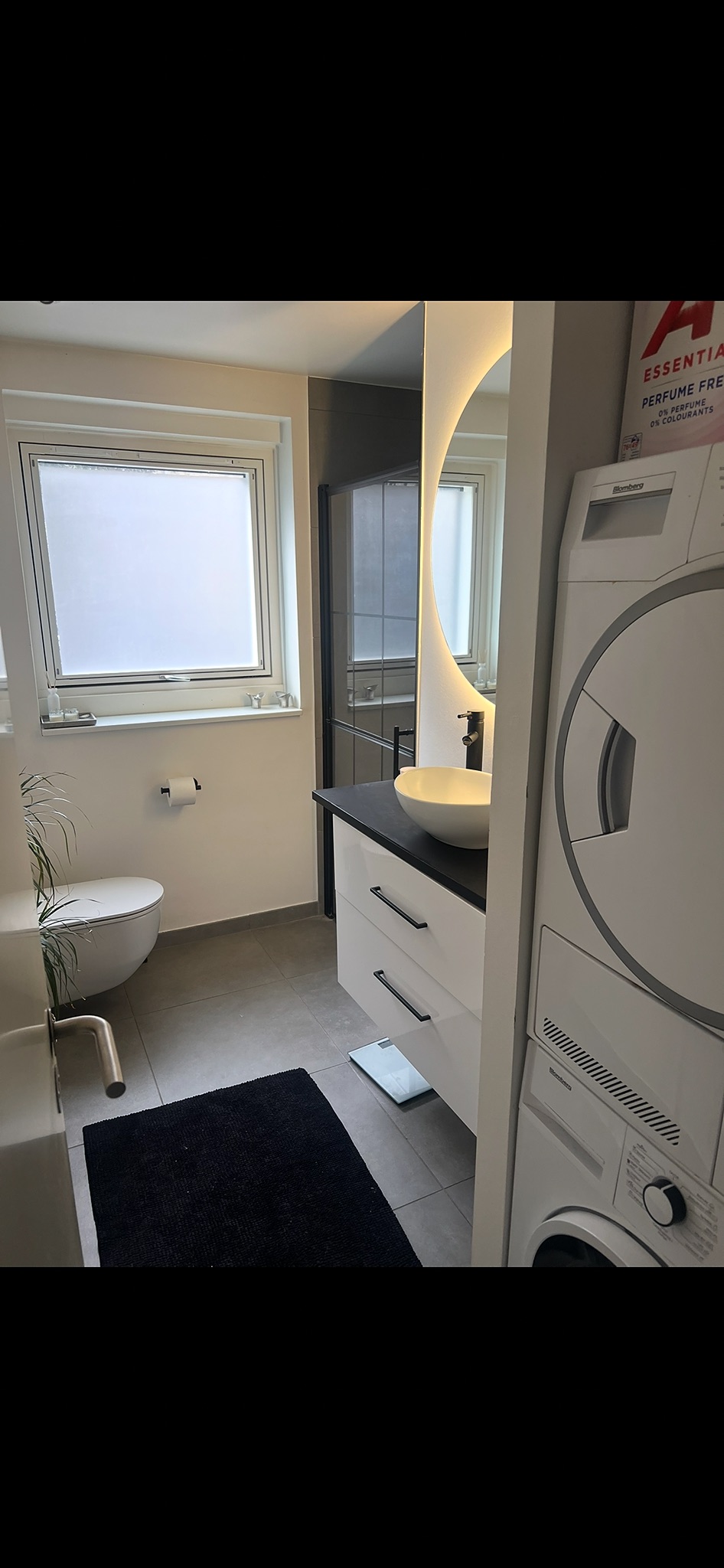 Fin lys nyrenoveret lejlighed tæt på dejlig natur