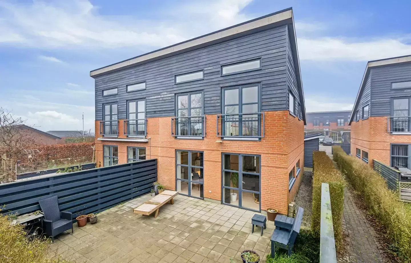 INDFLYTNINGSKLAR ANDELSBOLIG MED UDSYN TIL ALT DET GRØNNE