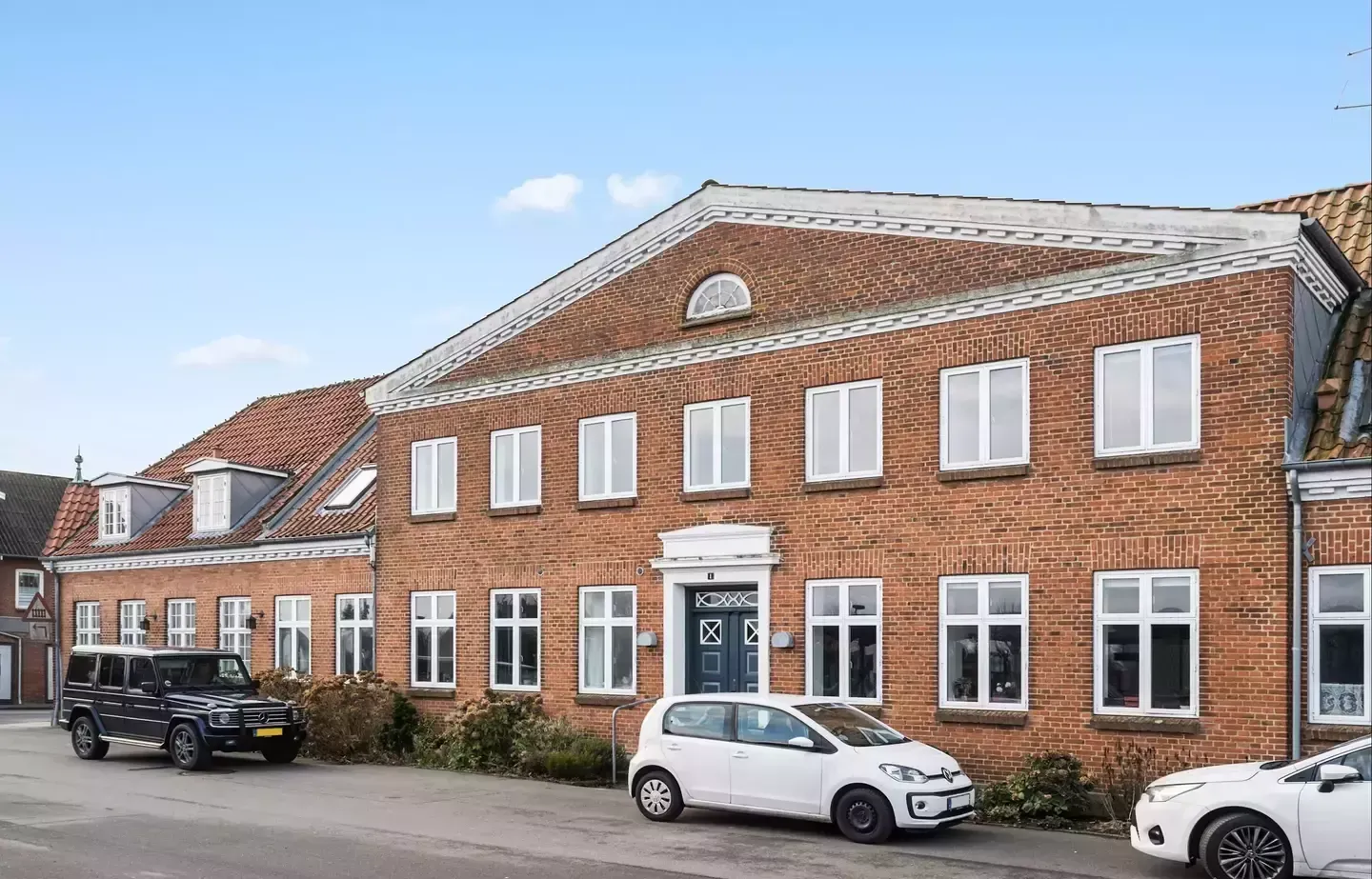 Stuelejlighed med egen terrasse