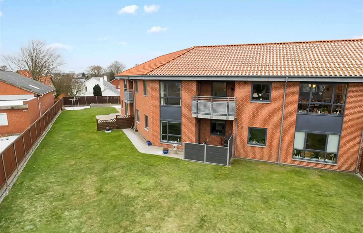 Pæn andelsbolig midt i Skjern - klar til hurtig overtagelse