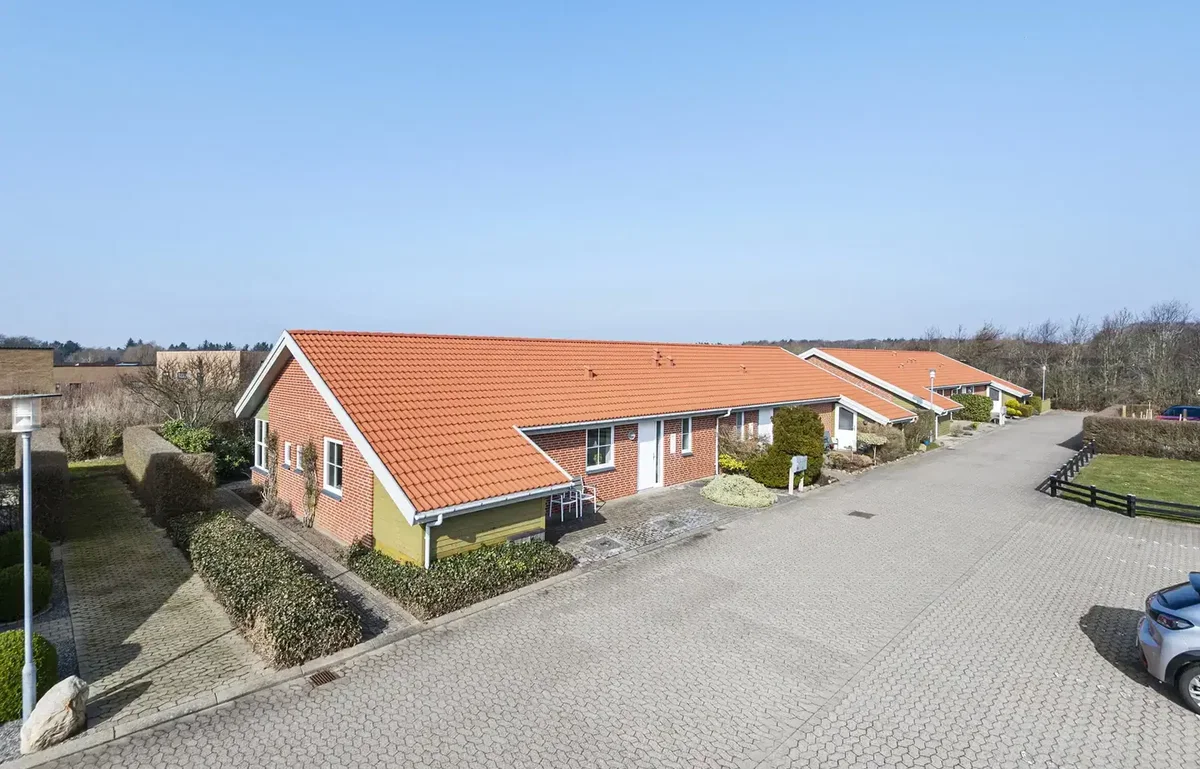 Velholdt bolig nær natur og hverdagens behov