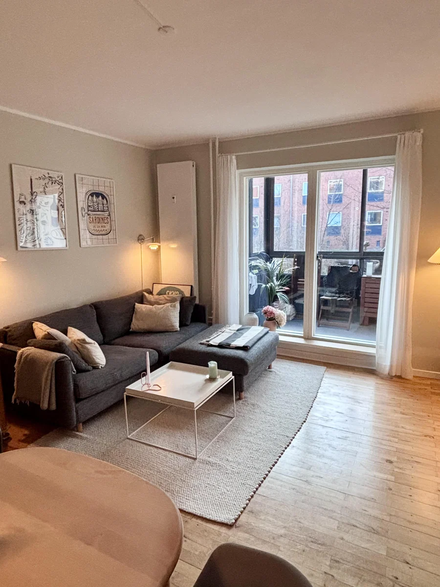 Nyrenoveret lejlighed med stor altan i sund forening