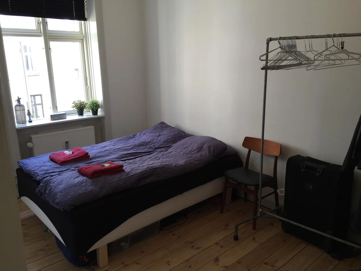 Fin 2 værelset andel lige ved fælledparken