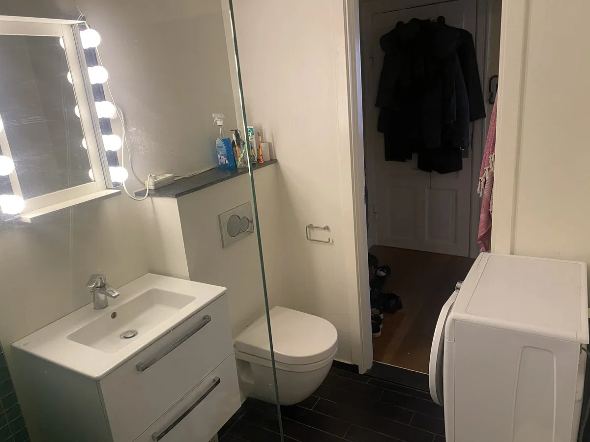 Bytte: 56 m2 andel på Østerbro, 1. sal, tagterrasse – boligafgift 3.300 kr.