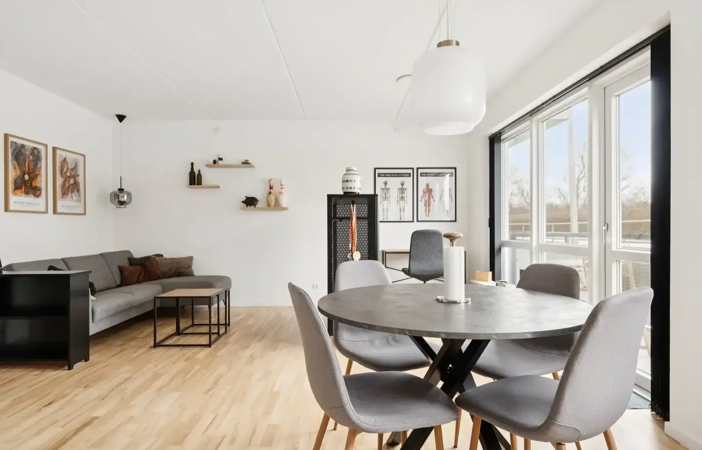 Toværelses andelslejlighed med skøn altan