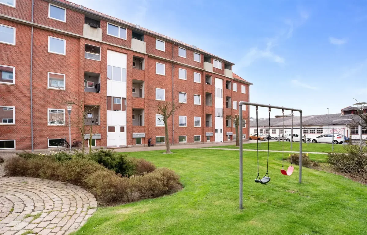 Fin lejlighed med altan