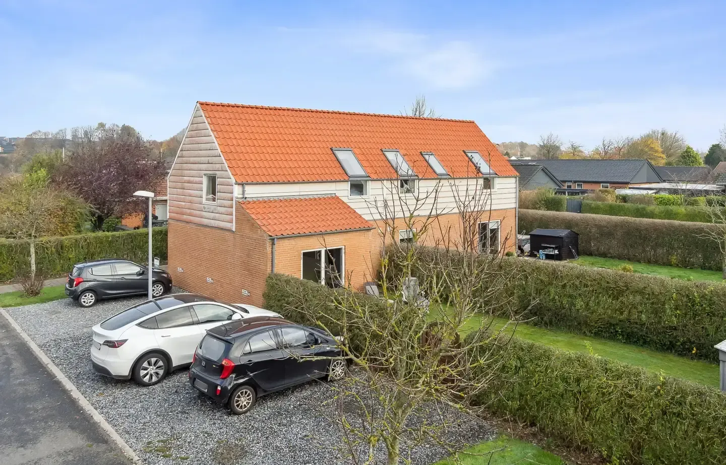 Indflytningsklar andelsbolig med egen have