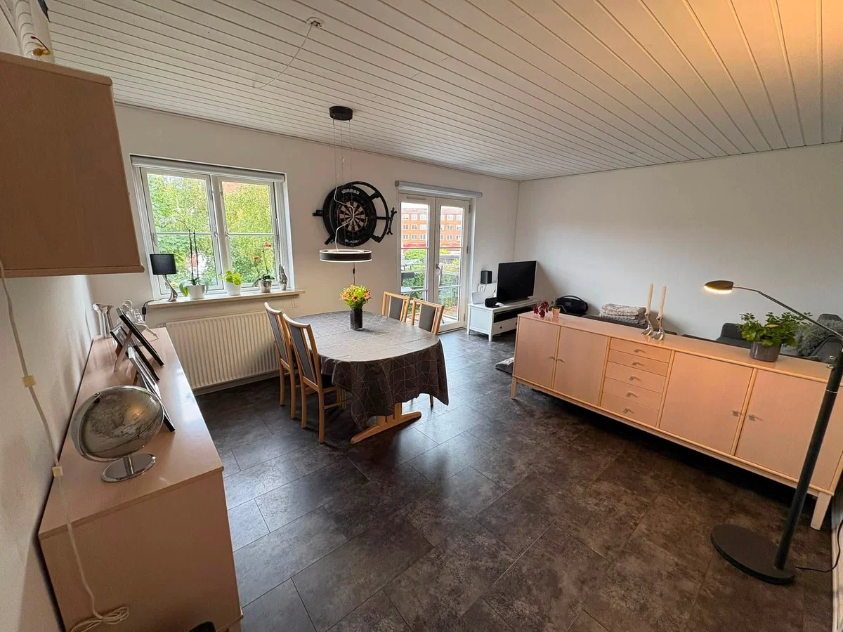 Skjern andelslejlighed, 66 m² med altan – lav husleje