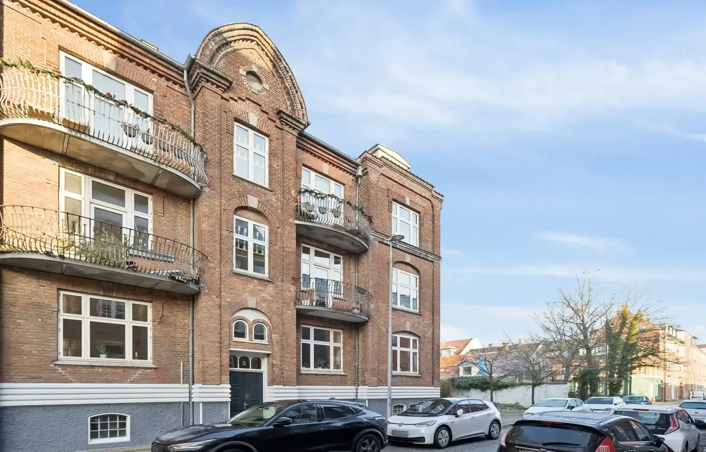 Velindrettet andelslejlighed med attraktiv beliggenhed nær centrum