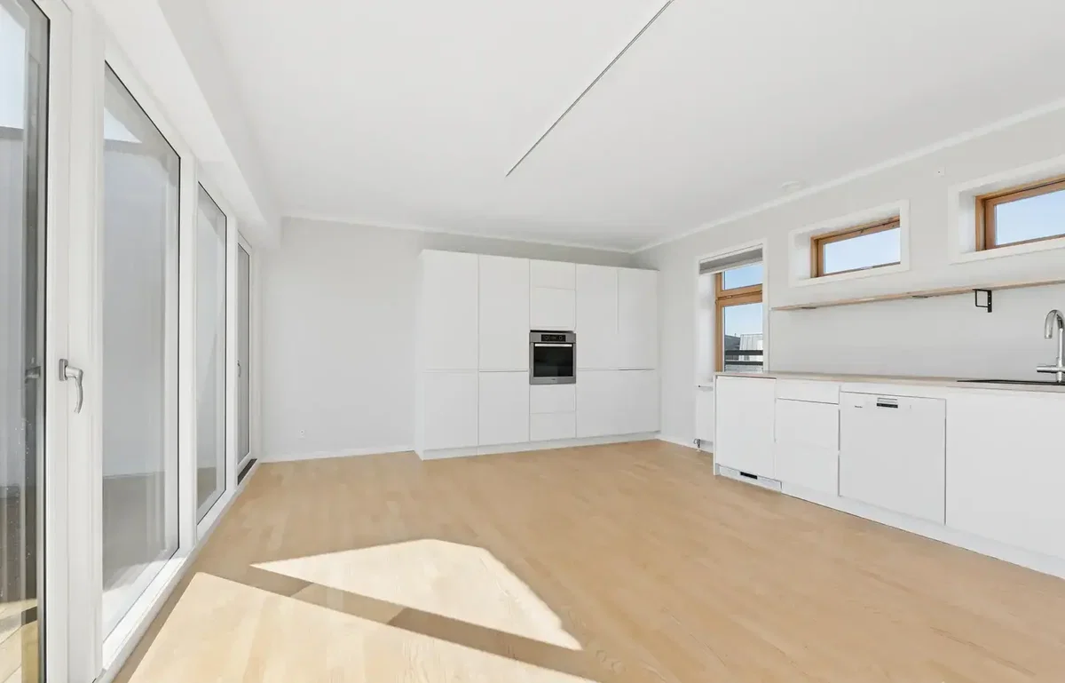 Velholdt andelsbolig med stor tagterrasse