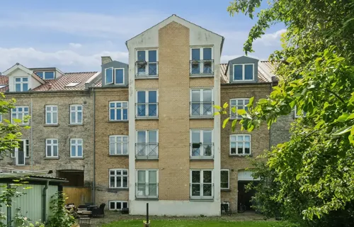 Flot moderniseret andelslejlighed i Vestbyen