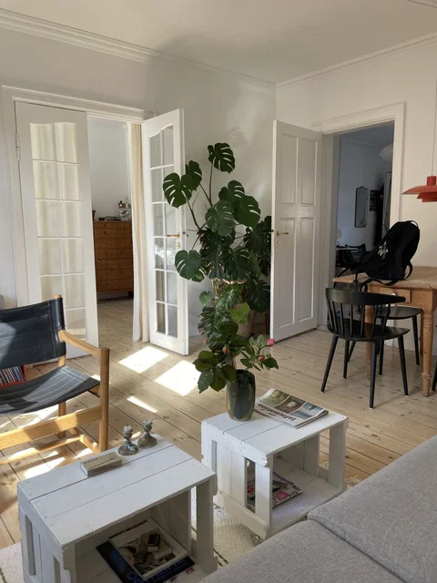 81 m2 3V på Vesterbro byttes – 4. sal med altan
