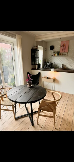 Lys 2 værelses på indre Østerbro byttes til større