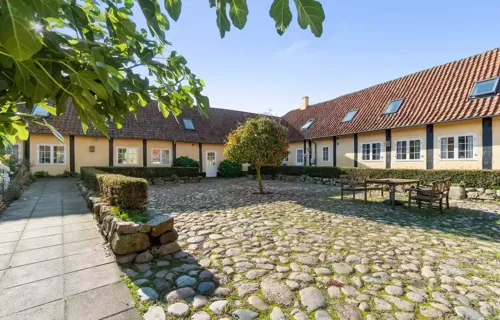 Storegade, 3740 Svaneke - Bornholm - 1 tv