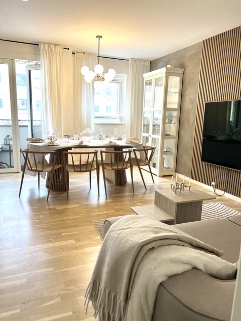 Fin lys nyrenoveret lejlighed tæt på dejlig natur