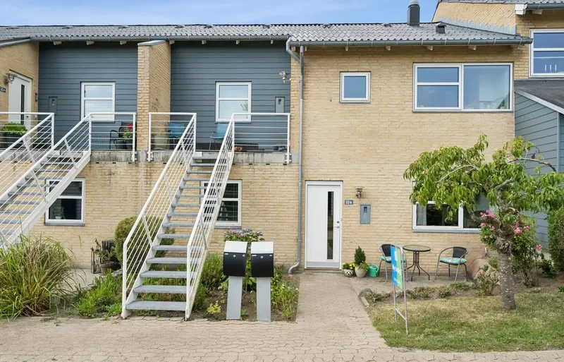 110 m² andel med have i Dronningborg
