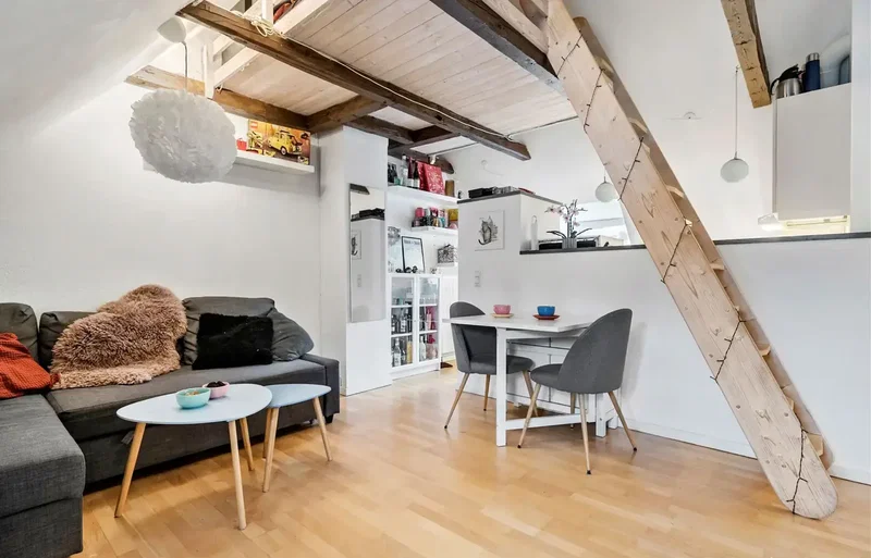 Velindrettet andelsbolig med attraktiv beliggenhed tæt på det hele!