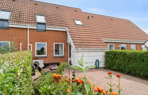 Velholdt andelsbolig med supergod beliggenhed