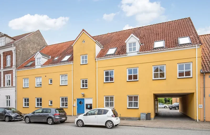 Velholdt 3 værelses andelsbolig med god central beliggenhed