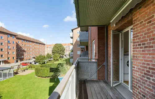 Stor altan og billig husleje