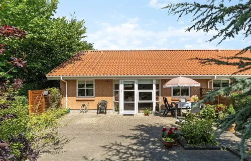 Indbydende andelsbolig med skøn terrasse og attraktiv beliggenhed i Solbjerg