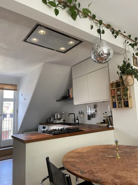 3V lejlighed på Møllegade med masser af lys og ro