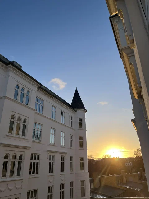 3-værelses herskabslejlighed med stort spisekøkken