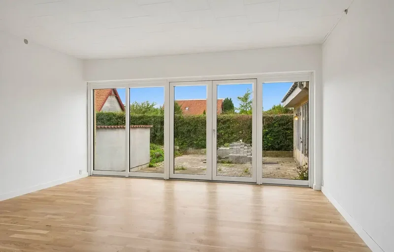 Stor andelsbolig på 164m2  med have og hjemmeværksted i smukke omgivelser