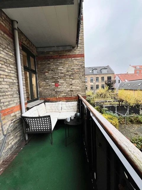 Skøn og rumlig 2. Værelses lejlighed