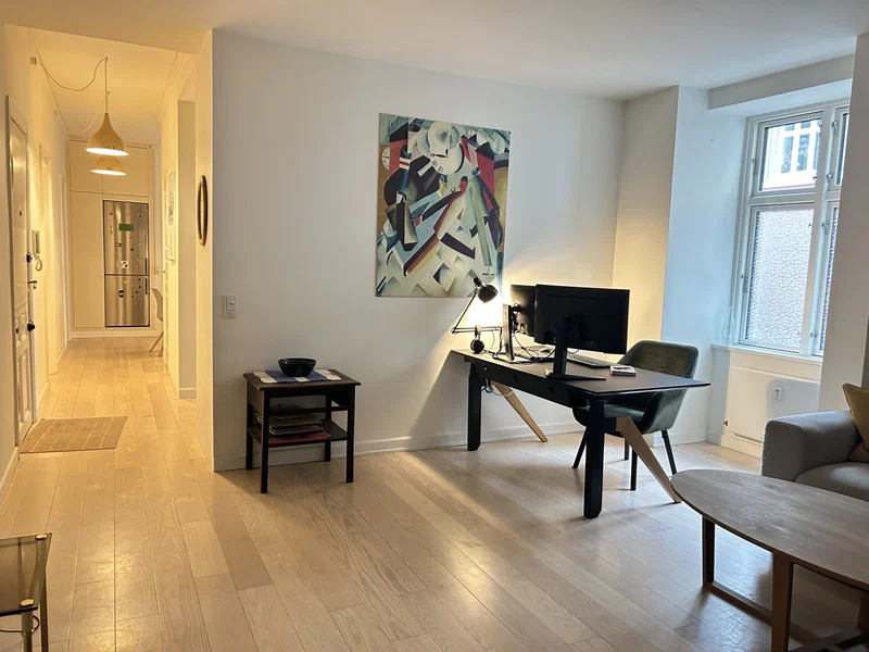 Familievenlig 3V bolig på 120kvm med privat baggård ved Assistens Kirkegård!